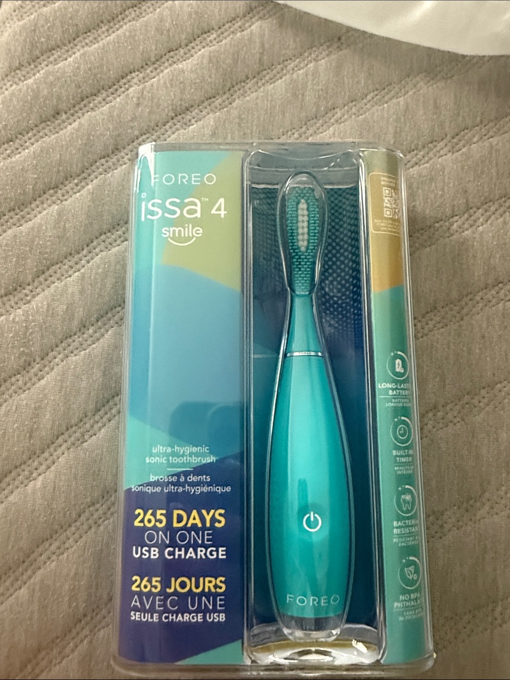 FOREO Issa 4 Sonic Toothbrush - Teal/Blue